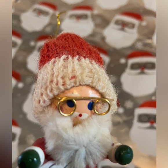 🐶🐾🎠🎄 Vintage Wood Ornaments 🐶🐾🎠🎄 3 pcs - Picture 7 of 8